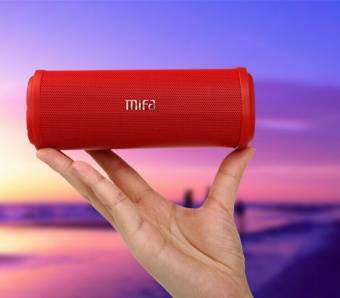 MiFa F5 Outdoor Bluetooth speaker Red